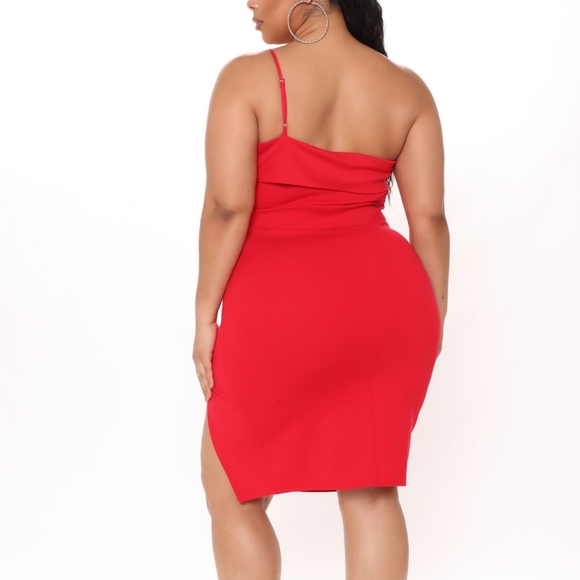 Tristina Red off the shoulder dress - Picture 2 of 4